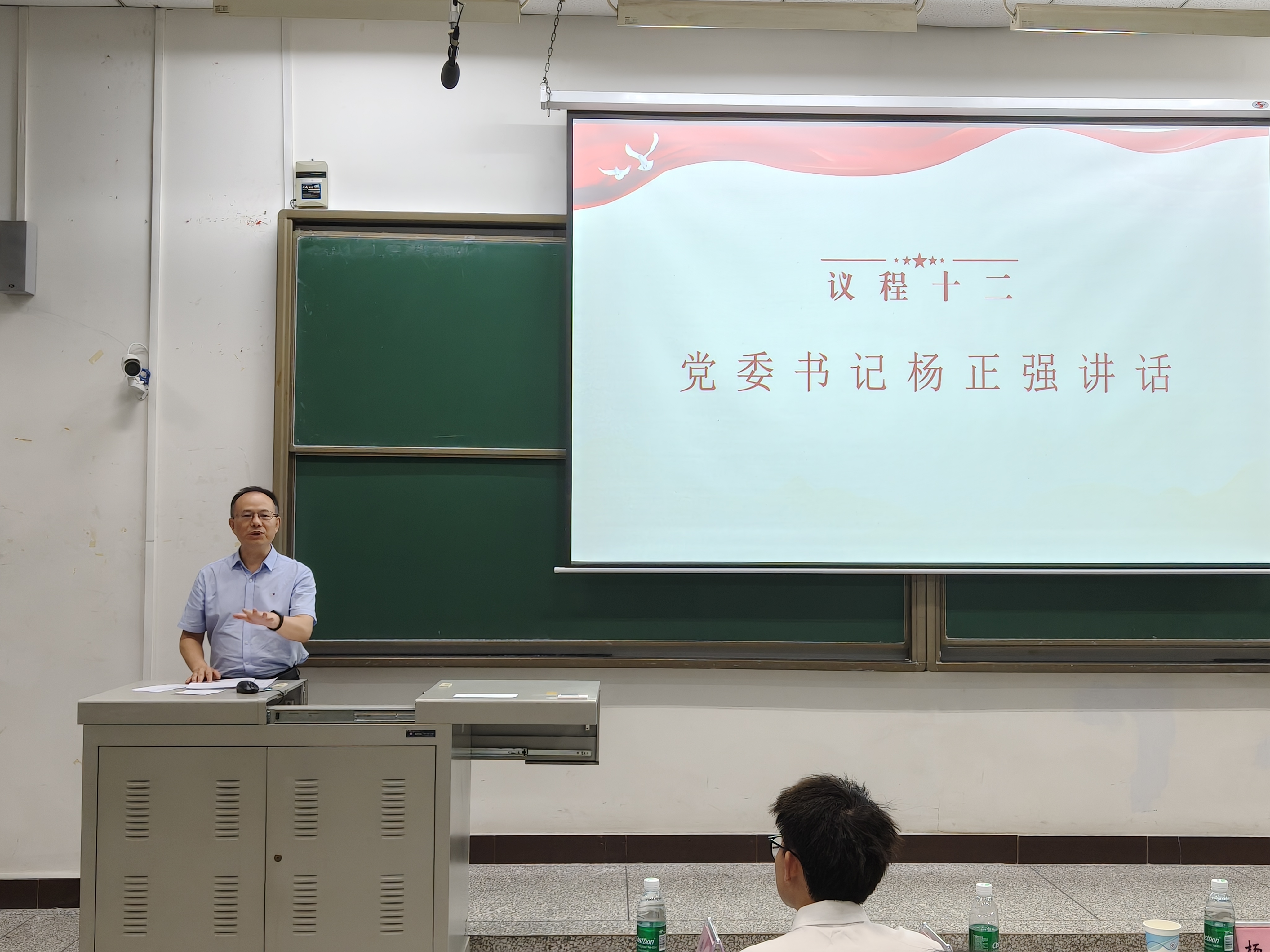 cmJC_1749816433119060128.jpg